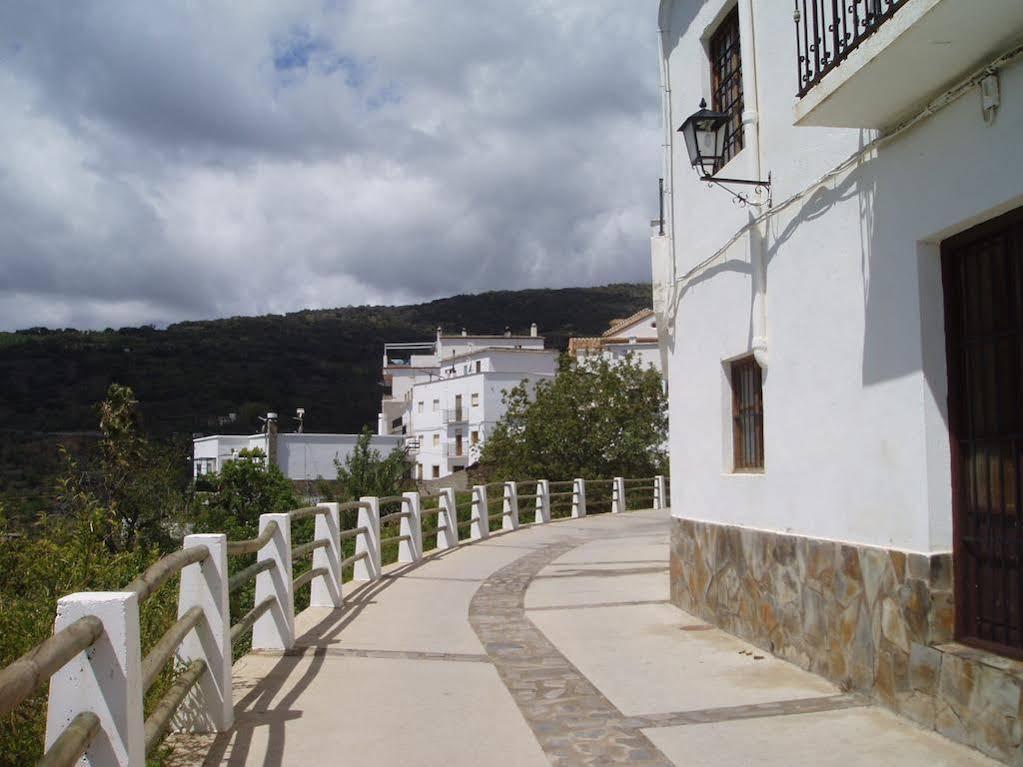 Hotel Rural Real de Laroles Nevada bike&treeking Exterior foto